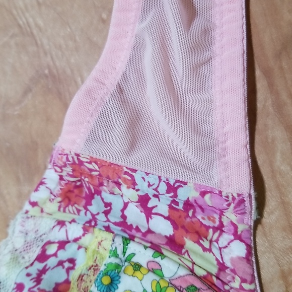 Pretty floral balconette bra 38C - Picture 3 of 10